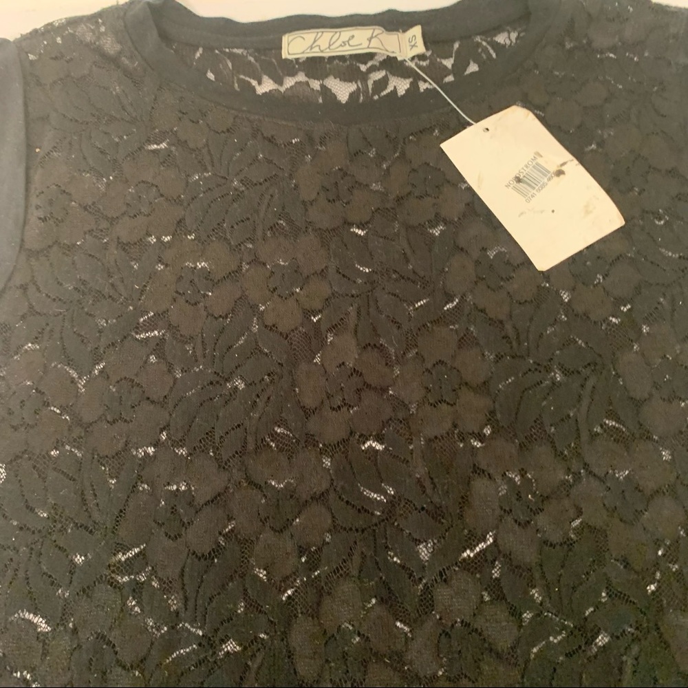 NWT Chloe K Black Lace Flower Sleeveless Top